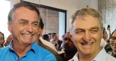Família Bolsonaro acerta quadra na Mega da Virada com aposta que inclui o número 13