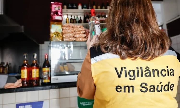 Intoxicação por metanol na Bahia deixa uma vítima fatal e outras pessoas internadas