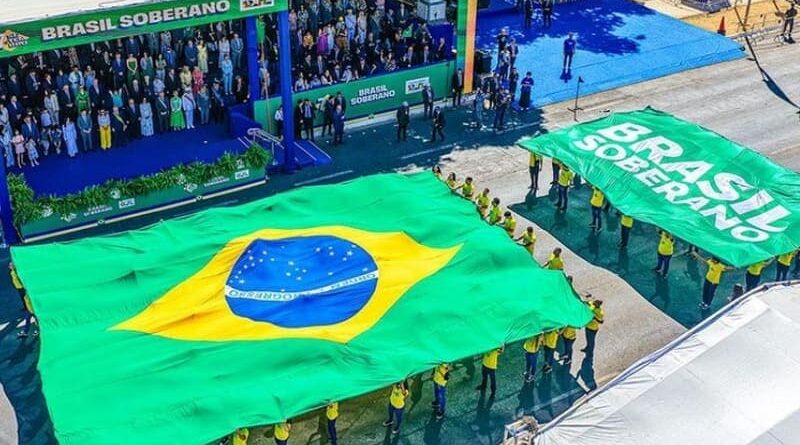 Ministro Sidônio Palmeira avalia resultados do governo em 2025