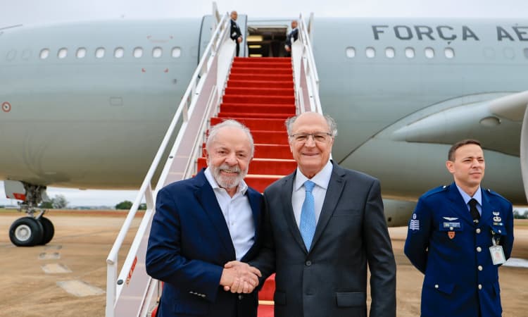 Lula e Alckmin adotam tom eleitoral e reforçam estratégia política para 2026